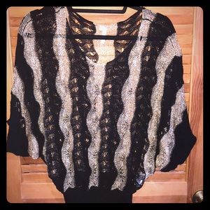 🎉🎊Black & Gold Sheer Top🎊🎉